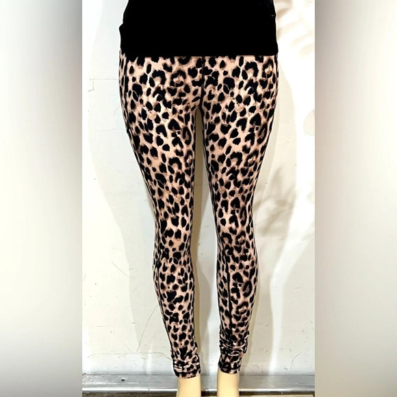 Victoria's Secret Other - Victoria secret leggings like new